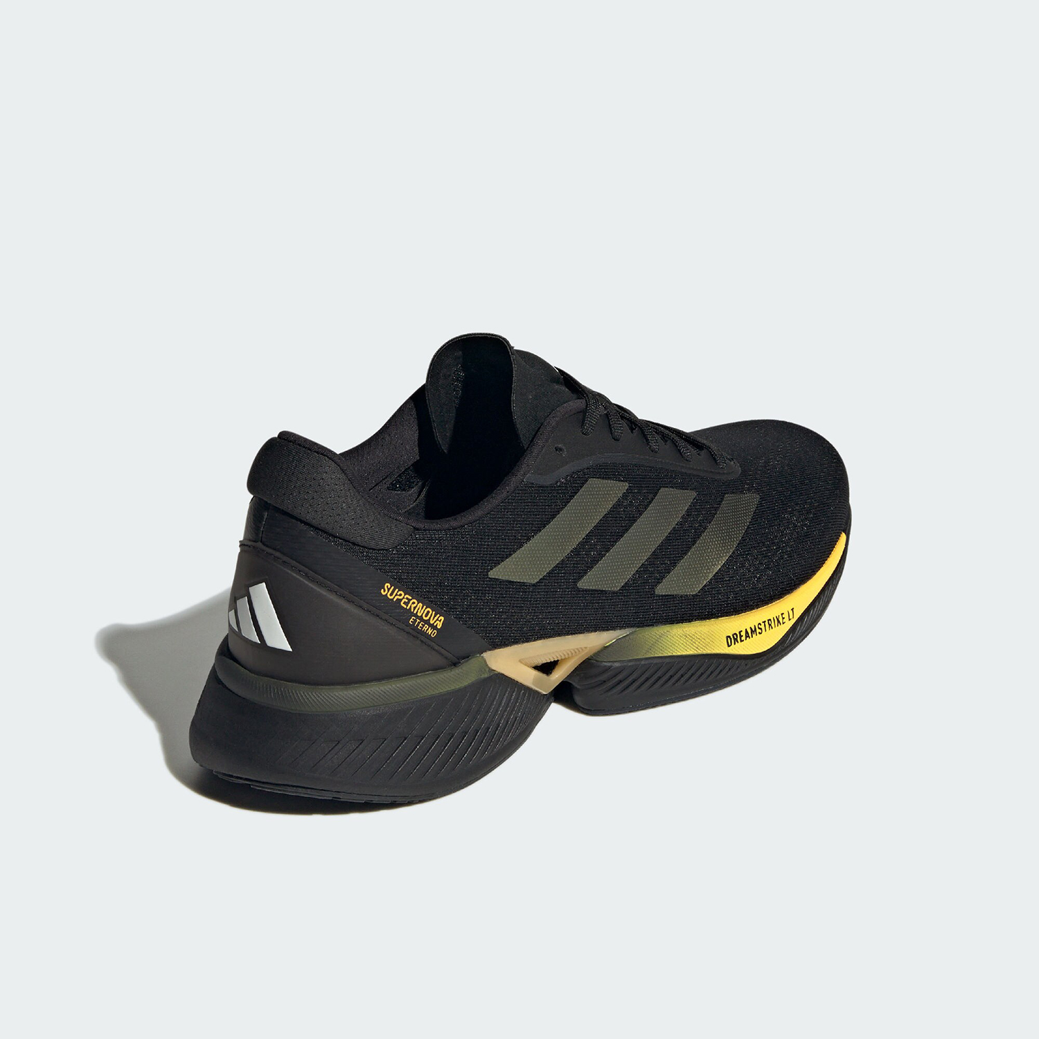 Adidas Genuine New Men's Light - огляд і ціна Men Shoes Running Adidas